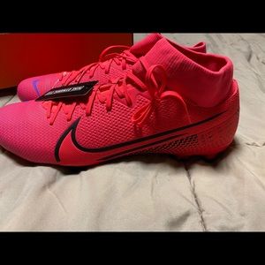 NIKE MERCURIAL SUPERFLY 7 SOCCER CLEATS SIZE 13